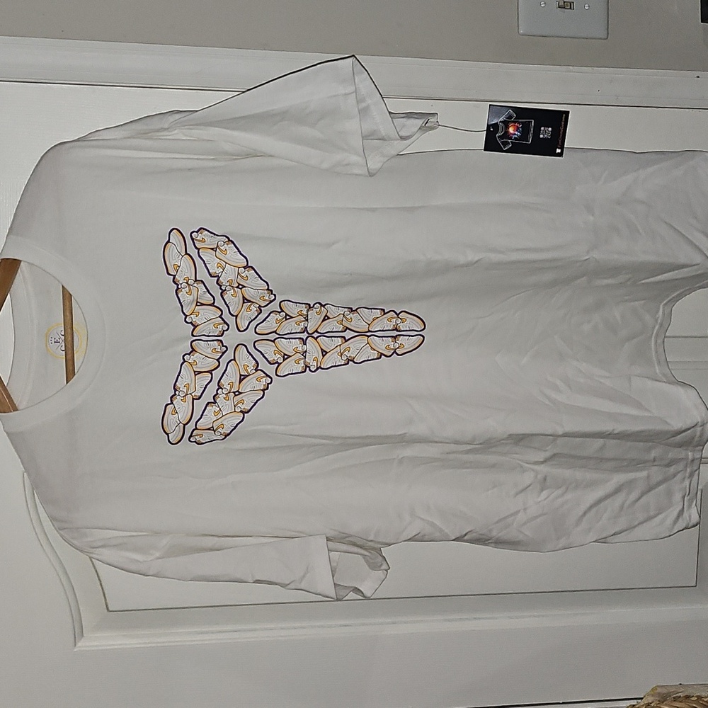 *BRAND NEW* Kobe Bryant MAMBA Sneaker Air Force One T-Shirt/ XXL/ White